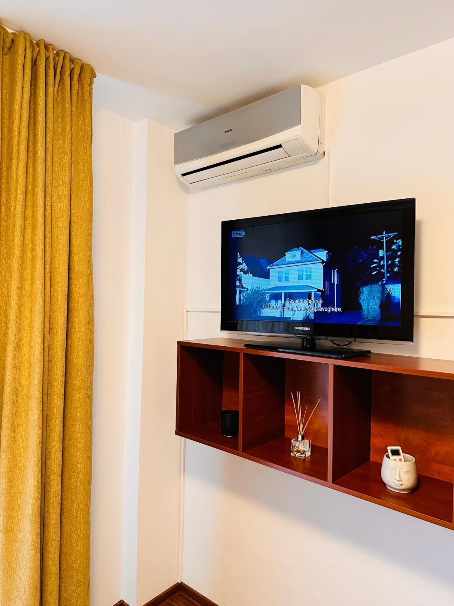Euro Apartment